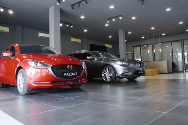 Showroom dan bengkel mazda deta pagar alam